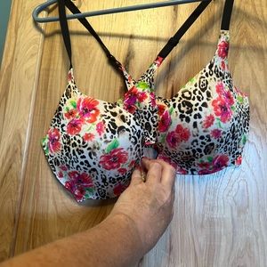 Victoria secrets bra